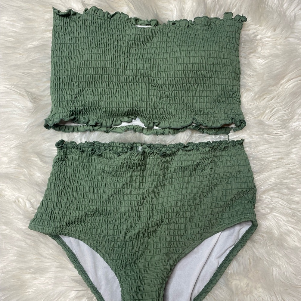 High waisted women’s bikini!